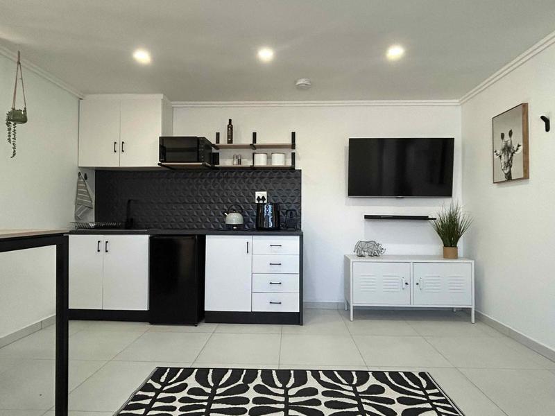 To Let 1 Bedroom Property for Rent in Bloubergstrand Western Cape